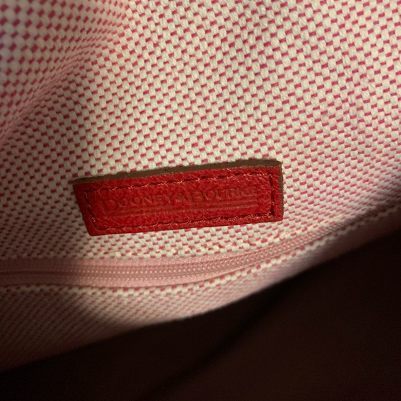 Dooney & Bourke Large Pebble Grain Shoulder Bag - Picture 9 of 12